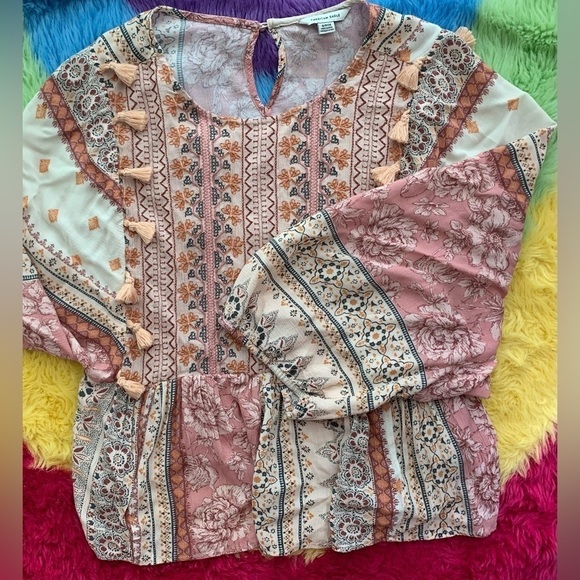 Excellent Condition, American Eagle Peasant Peplum Blouse w/Tassels, Size Small - Picture 2 of 8